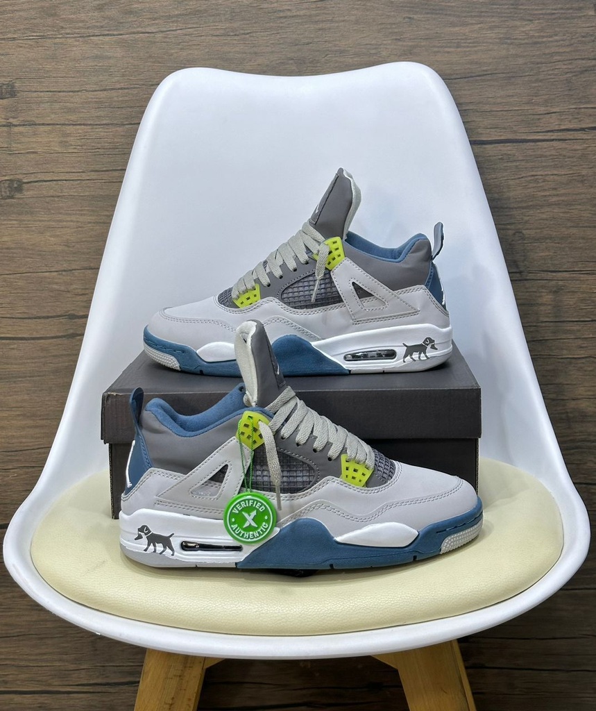 Jordan 4 retro (blanc gris)