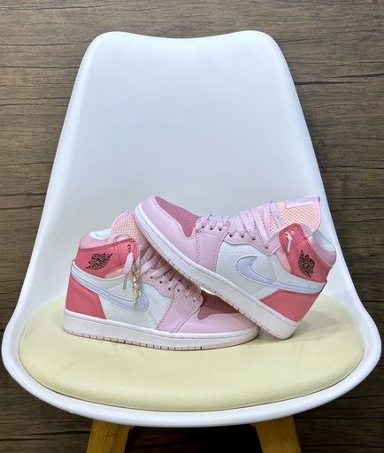 Jordan 1 (rose blanc)