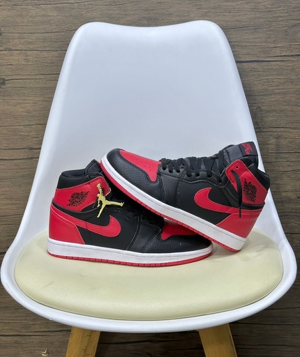 Jordan 1 (blanc rouge)