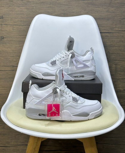 Jordan 4 retro ( blanc) 